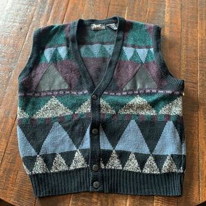 Vintage Cosby sweater style vest, size LG.